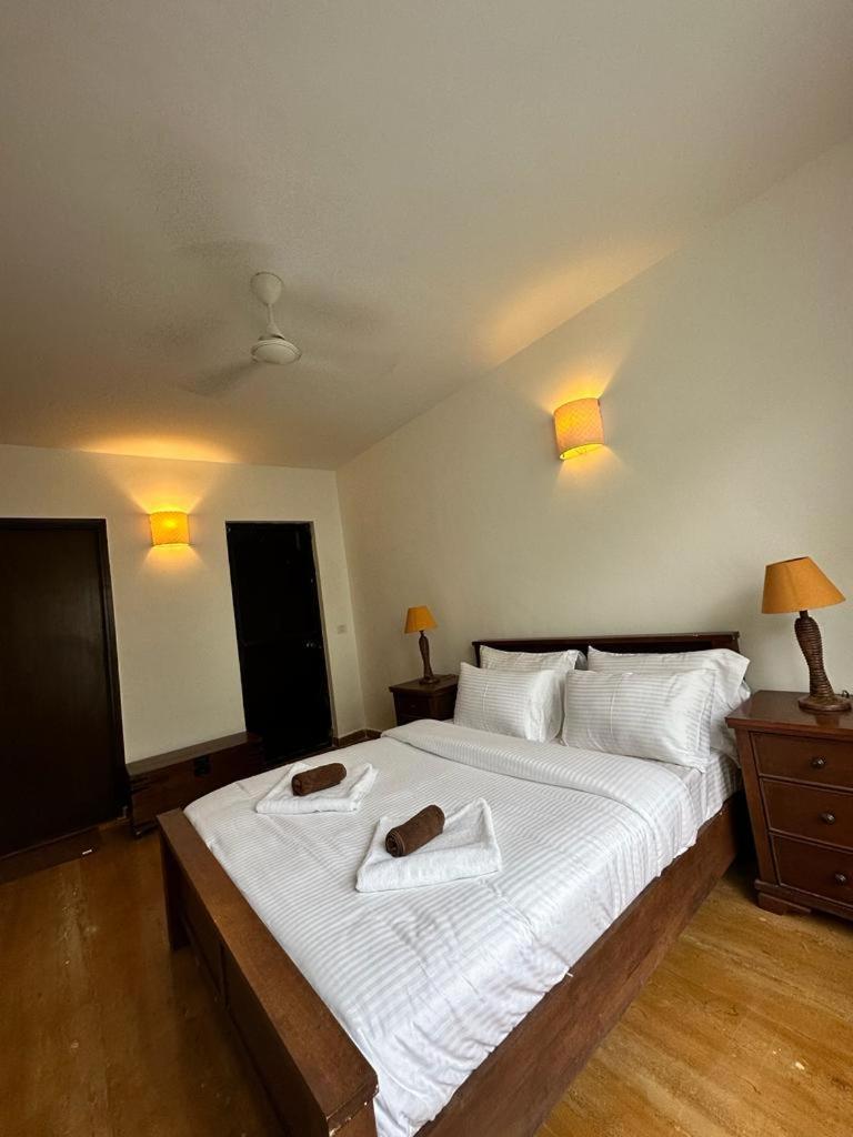 Villa M - Jia 4 Candolim Goa 3Bhk, Pool Facing, Near Beach, Free Breakfast, Free Wifi And Prime Location Aguada Exterior foto