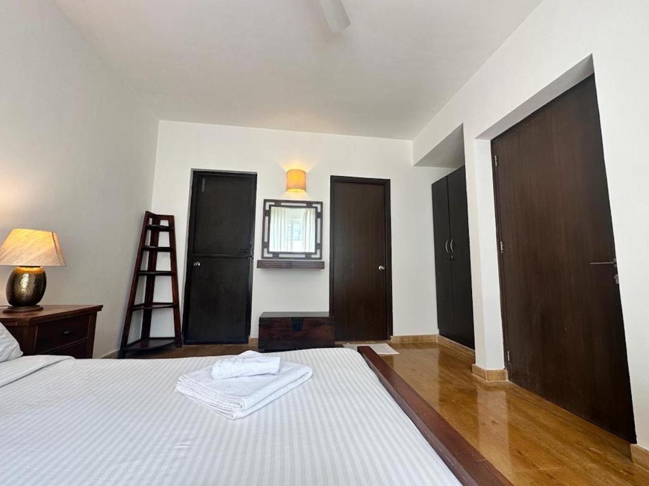Villa M - Jia 4 Candolim Goa 3Bhk, Pool Facing, Near Beach, Free Breakfast, Free Wifi And Prime Location Aguada Exterior foto